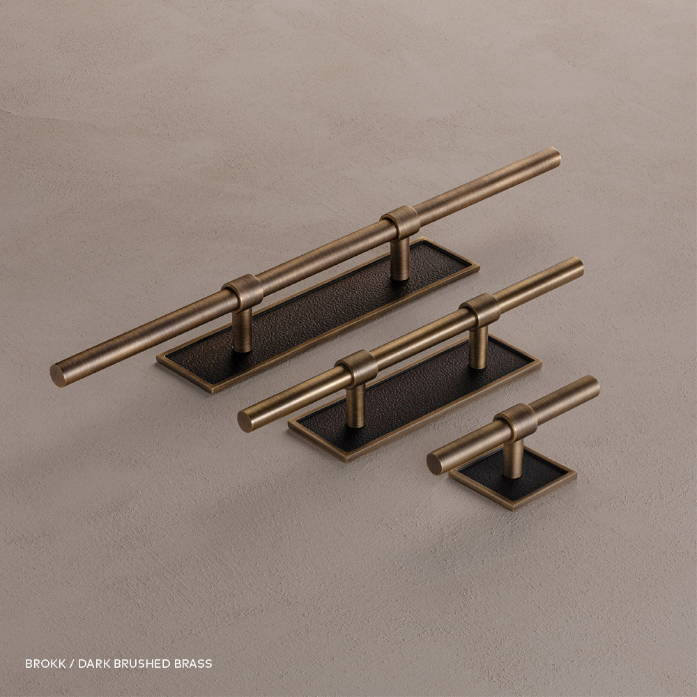 Brokk Pull Handle