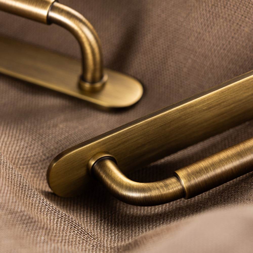Okus Pull Handle