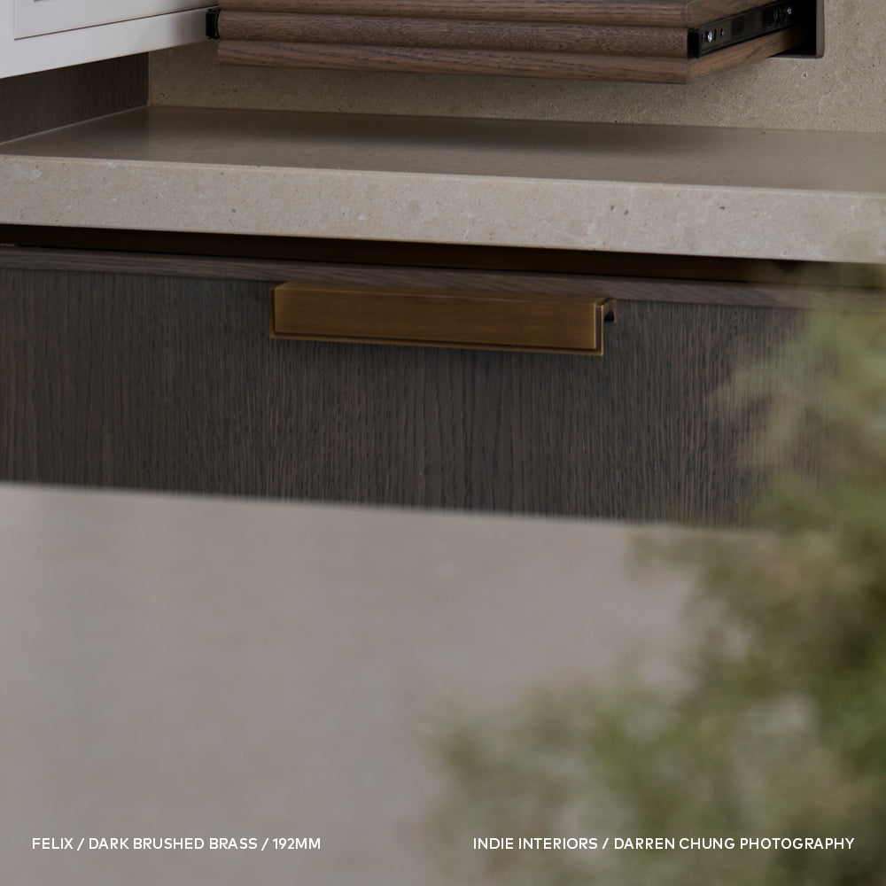 Felix Pull Handle
